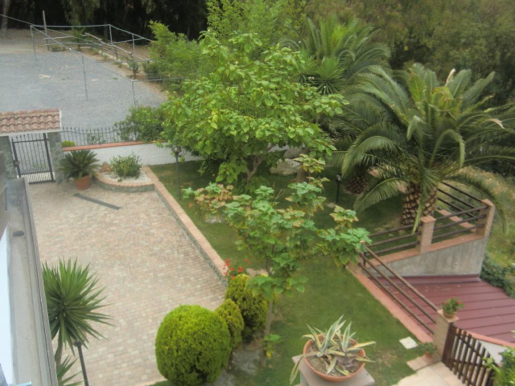 B&B L'Eucalipto Paola Esterno foto