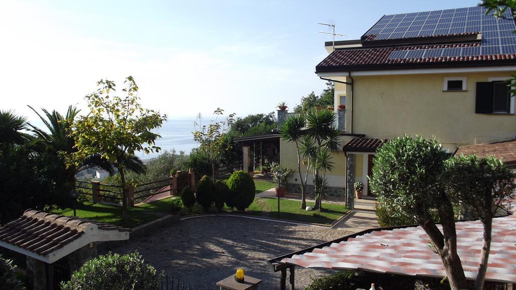 B&B L'Eucalipto Paola Esterno foto